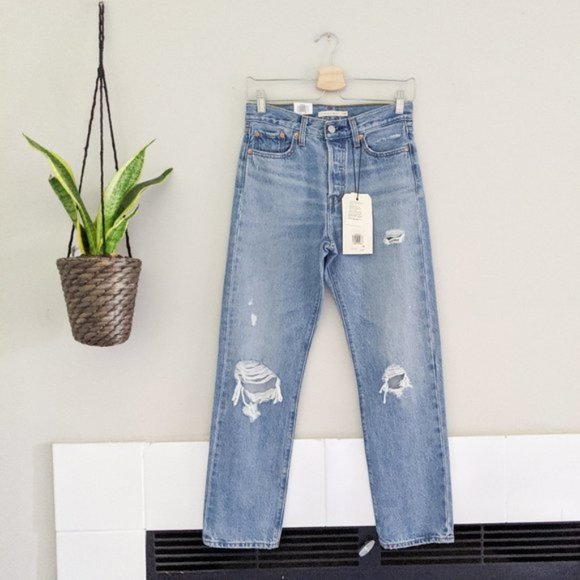 Levi's Denim - NEW Levi's Wedgie Fit Straight Leg Ripped Jean